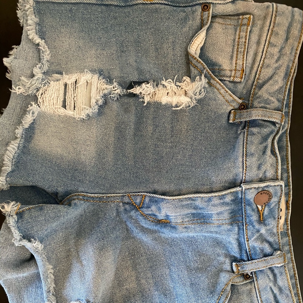 Encore shorts